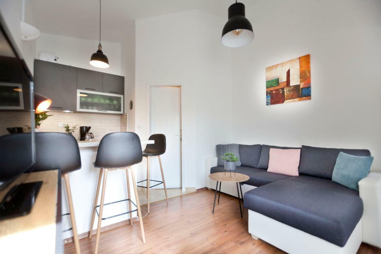 Apartment Ana Fažana Eksteriør billede